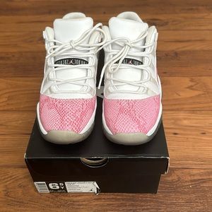 Girls Air Jordan 11 Retro Low